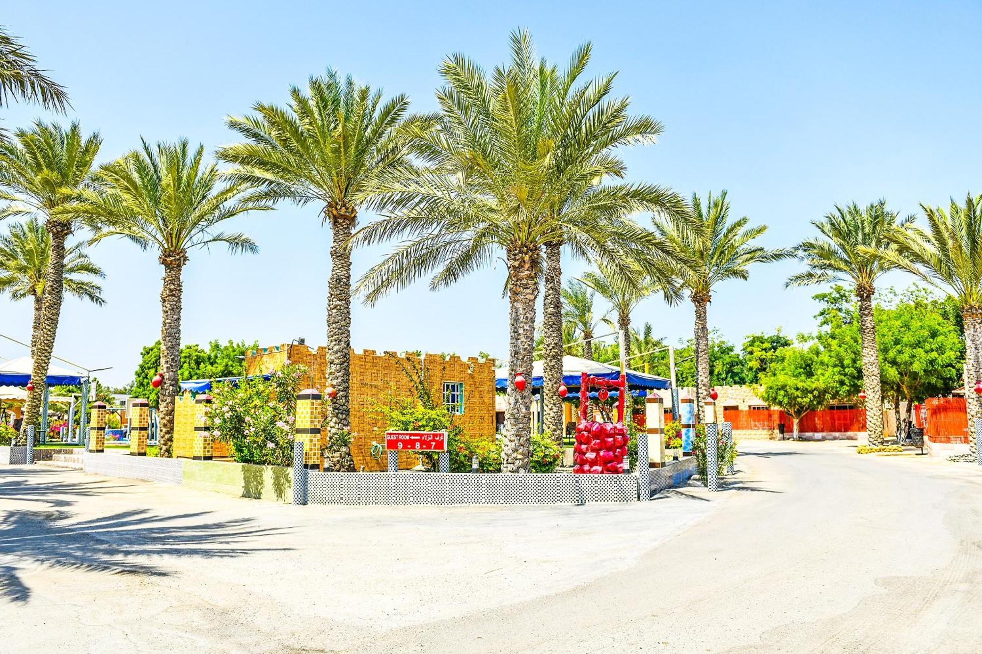 Oyo 138 Gulf Sand Motel Barka Bagian luar foto